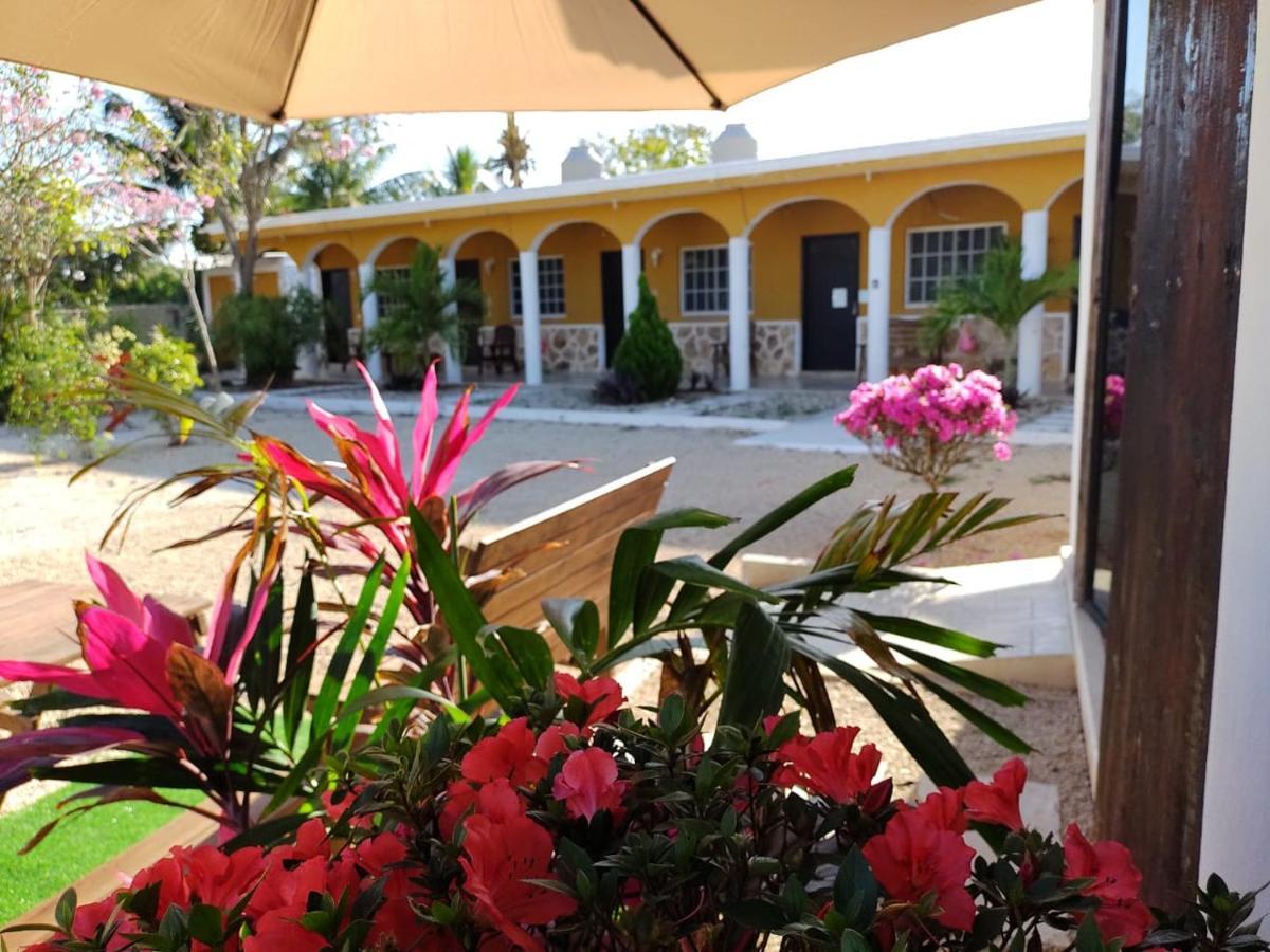 Hotel Villa Gabriela - Restaurant, Bikes ,Lands Tours Селестун Екстер'єр фото
