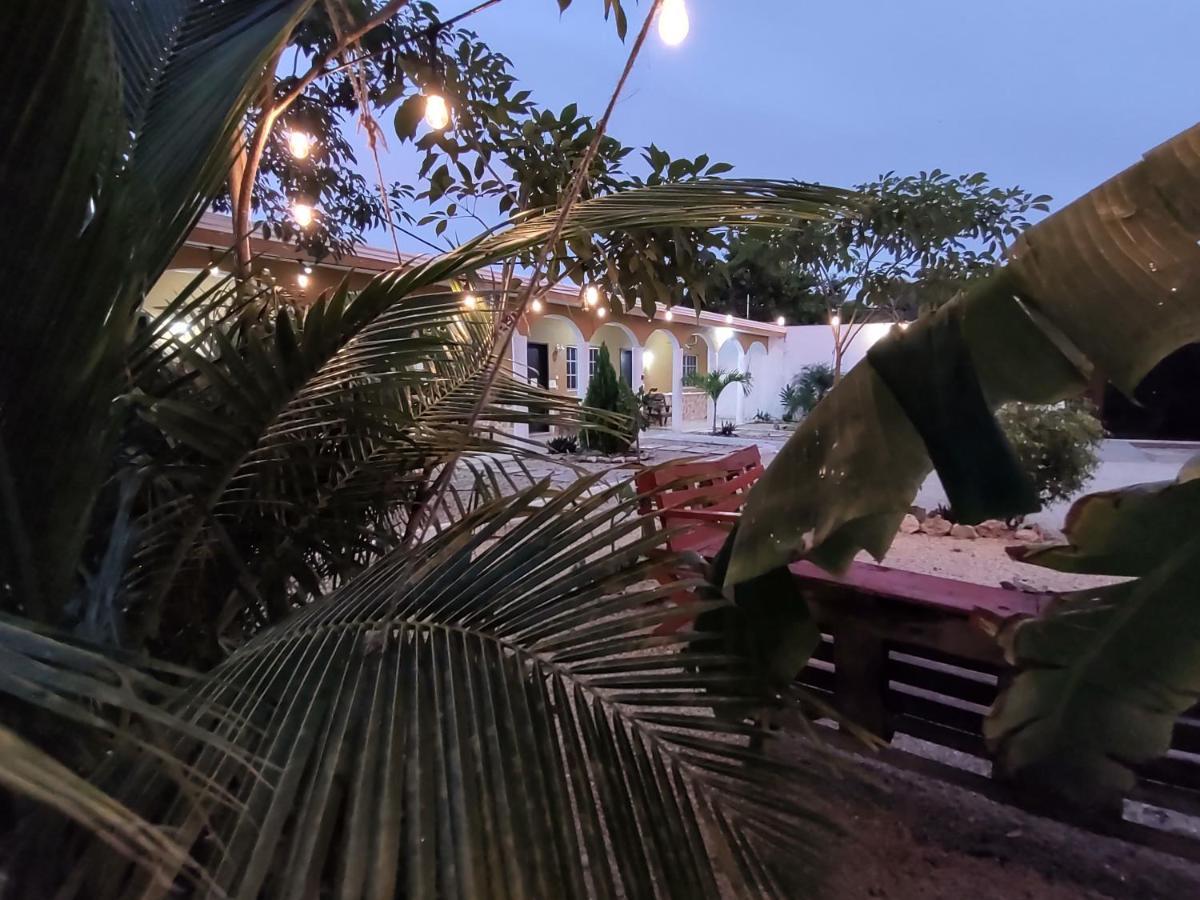 Hotel Villa Gabriela - Restaurant, Bikes ,Lands Tours Селестун Екстер'єр фото